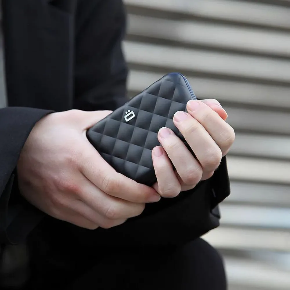 Ogon Design Portafoglio in alluminio Smart Case V2 Quilted< Portafogli Alluminio