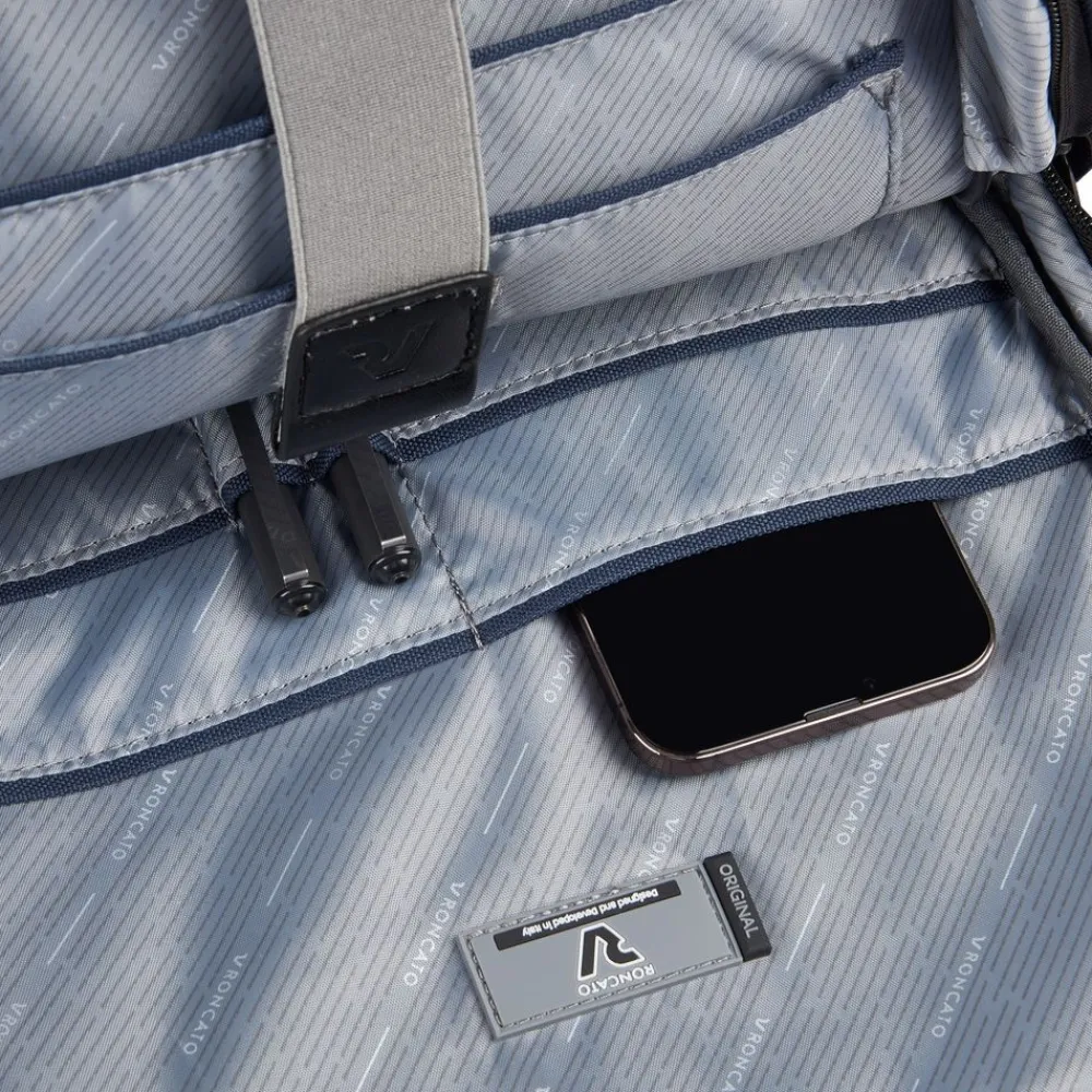 Roncato Zaino sottile porta pc 14" Clayton 2272< Zaini Porta Pc